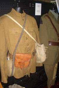 wwiUniform(1)